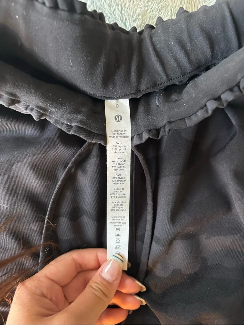 Lululemon black camo joggers